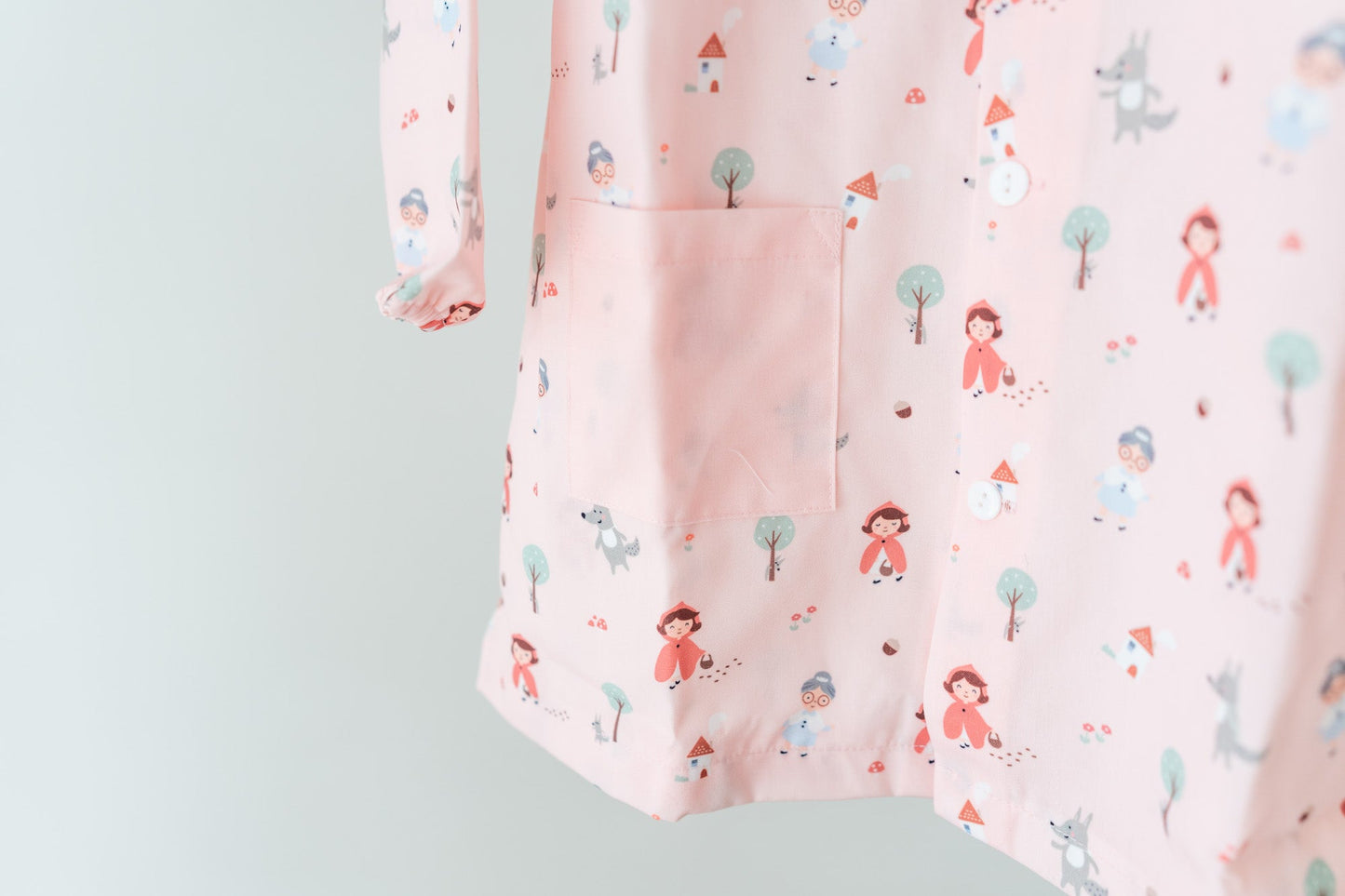 Grembiule Asilo Ricamato grafica "Little Red"